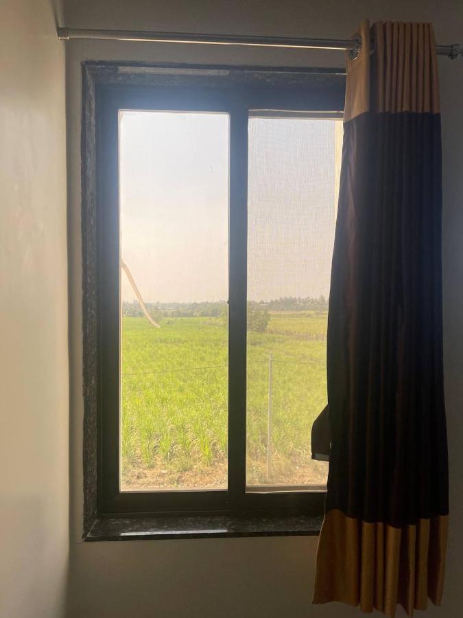 Hotel Nilkanth Navsari Экстерьер фото